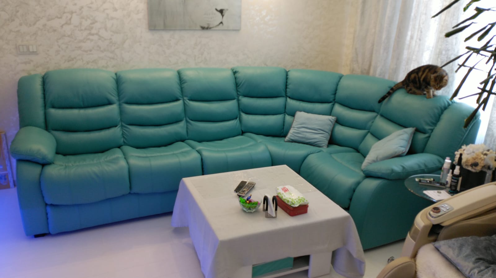 Перетяжка дивана на дому. Белокаменная