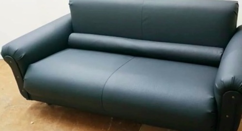 Обивка дивана на дому. Белокаменная